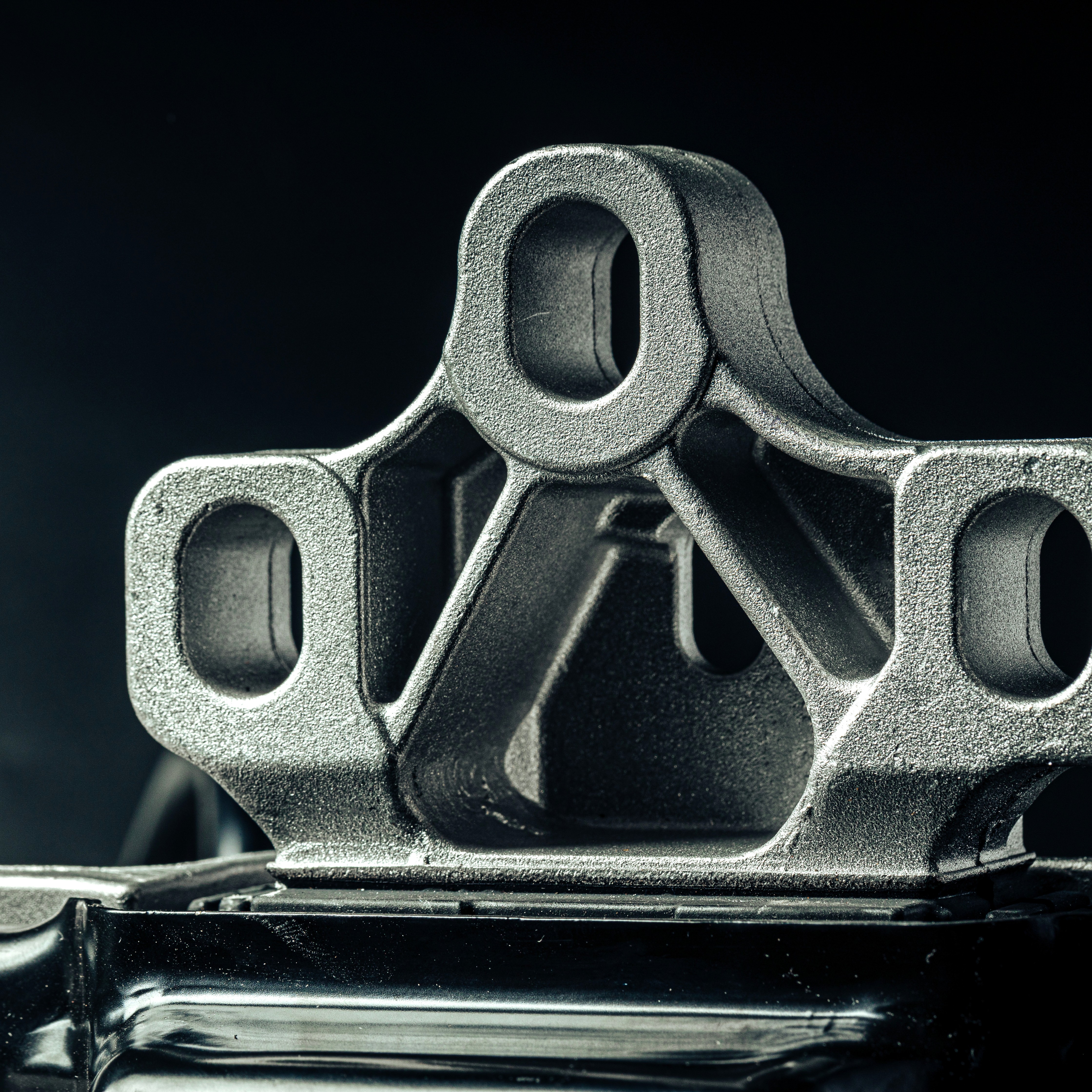 Metal component